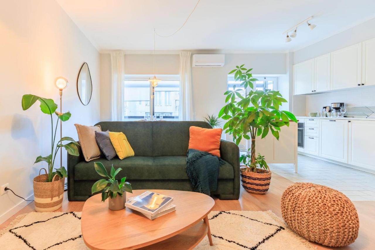 Enjoy Bonfim Central 2Br Renovated Apartment By Lovelystay ポルト エクステリア 写真